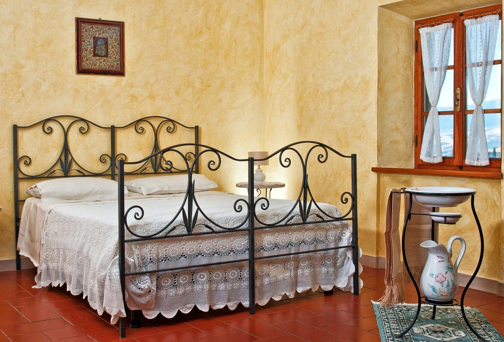 Agriturismo La Buca Di Bellugi San Quirico dʼOrcia Rom bilde