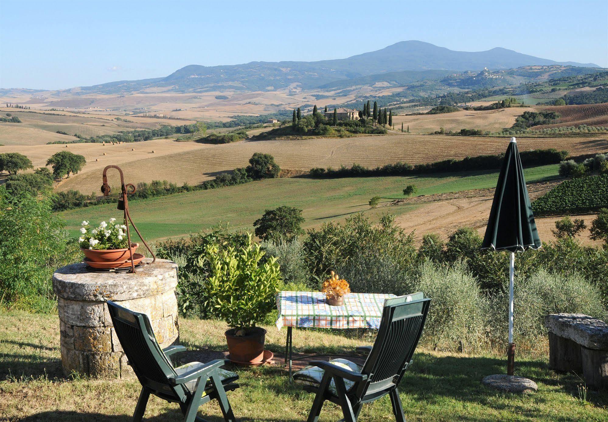 Agriturismo La Buca Di Bellugi San Quirico dʼOrcia Eksteriør bilde