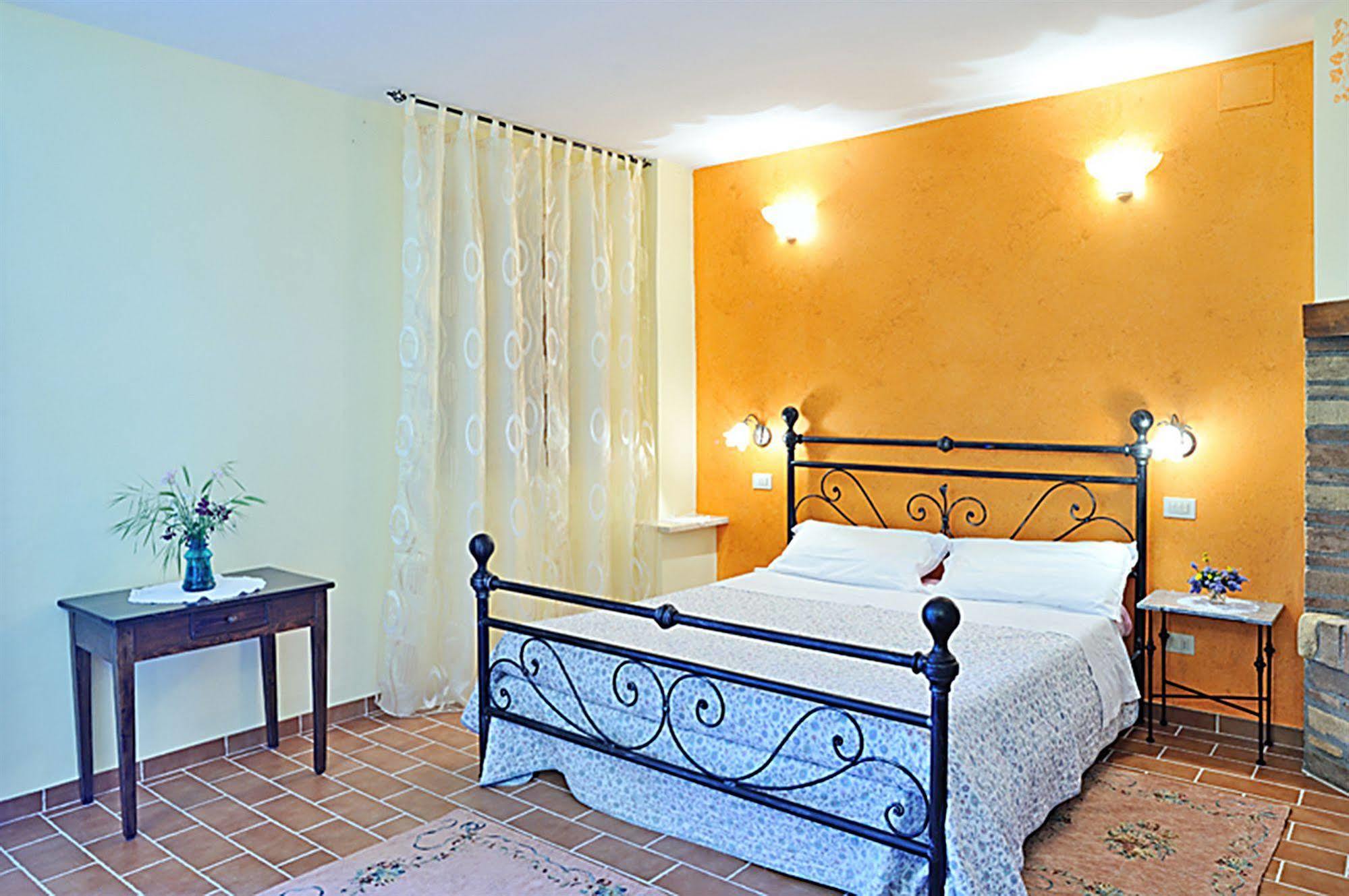Agriturismo La Buca Di Bellugi San Quirico dʼOrcia Eksteriør bilde